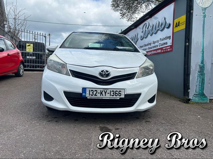 Toyota Yaris 2013