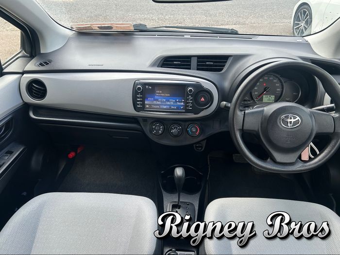 Toyota Yaris 2013