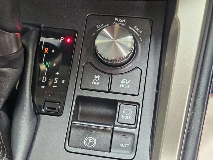 Lexus NX 2018