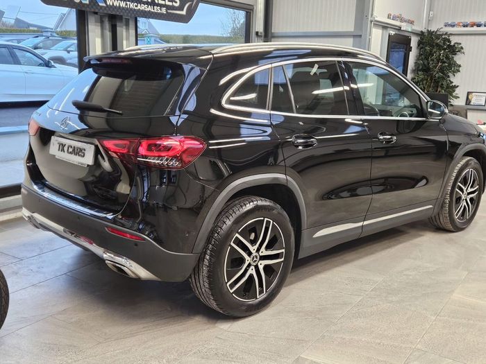 Mercedes-Benz GLA 2021