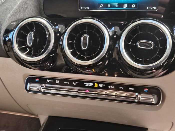 Mercedes-Benz GLA 2021