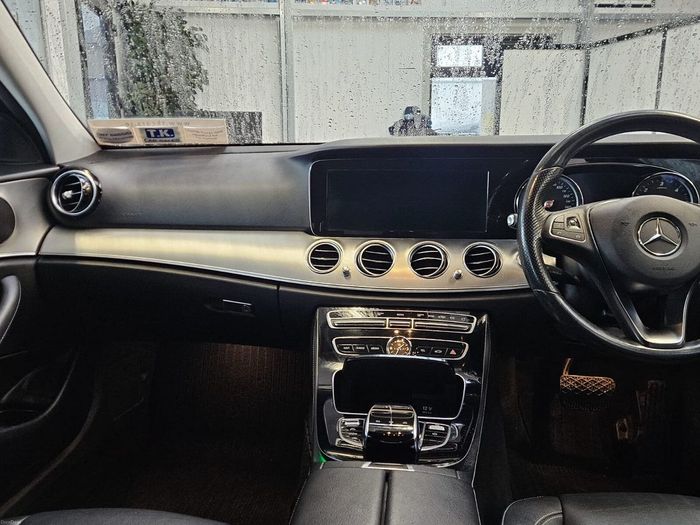 Mercedes-Benz E-Class 2017