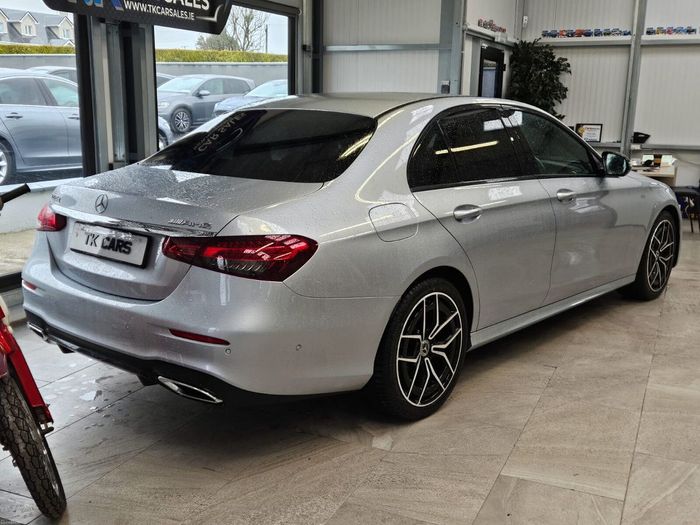 Mercedes-Benz E-Class 2022