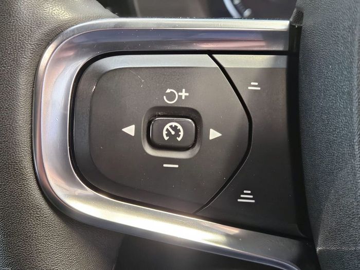 Volvo XC40 2022