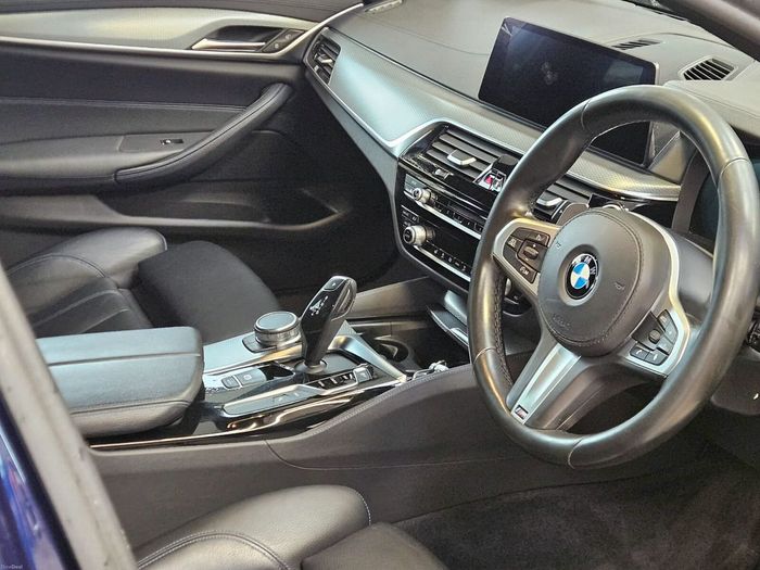 BMW 5 Series 2019