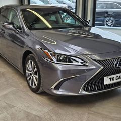 Lexus ES 2019