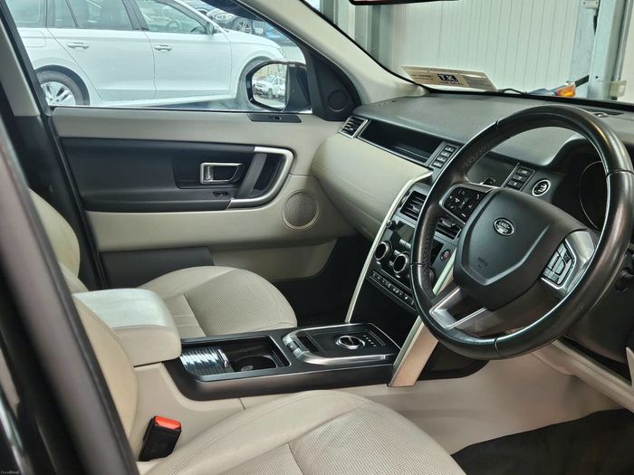 Land Rover Discovery Sport 2019
