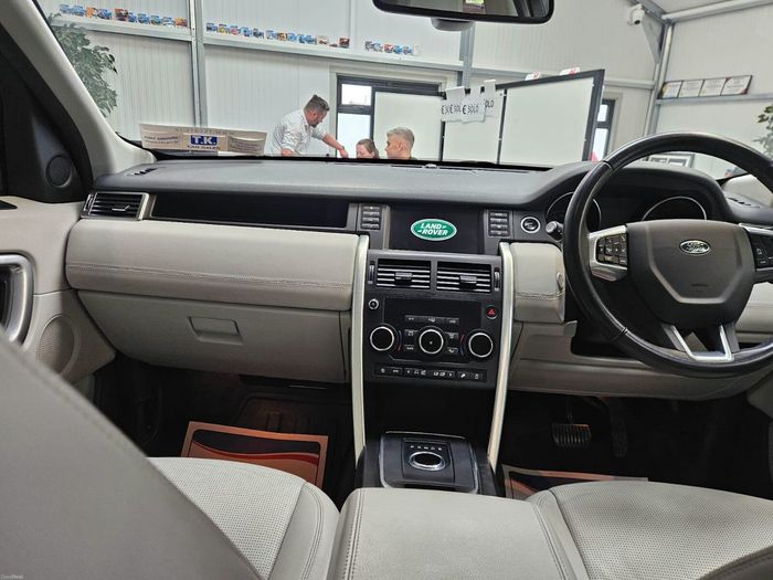 Land Rover Discovery Sport 2019