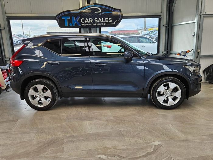 Volvo XC40 2021