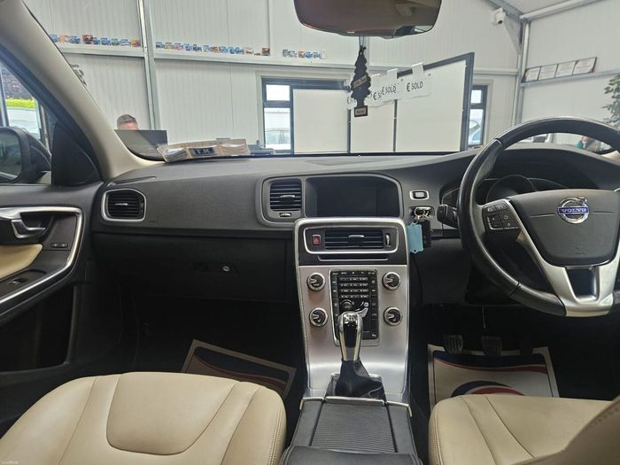 Volvo S60 2019