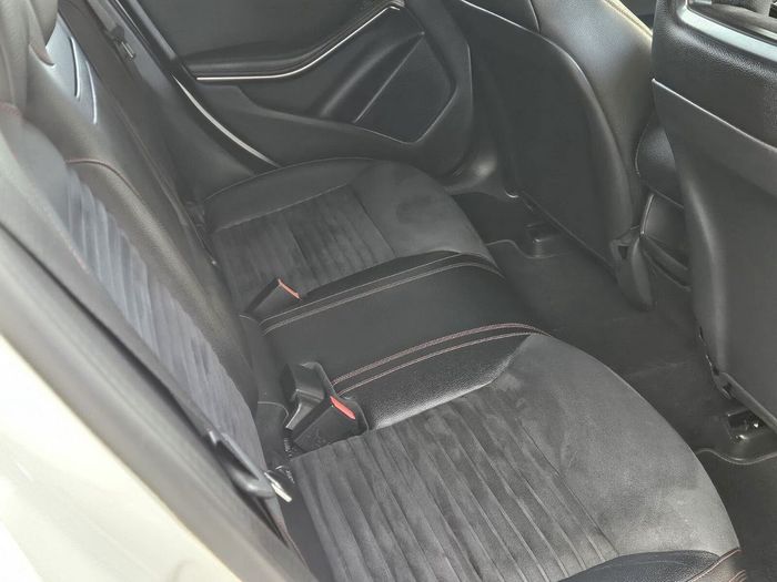 Mercedes-Benz B-Class 2013