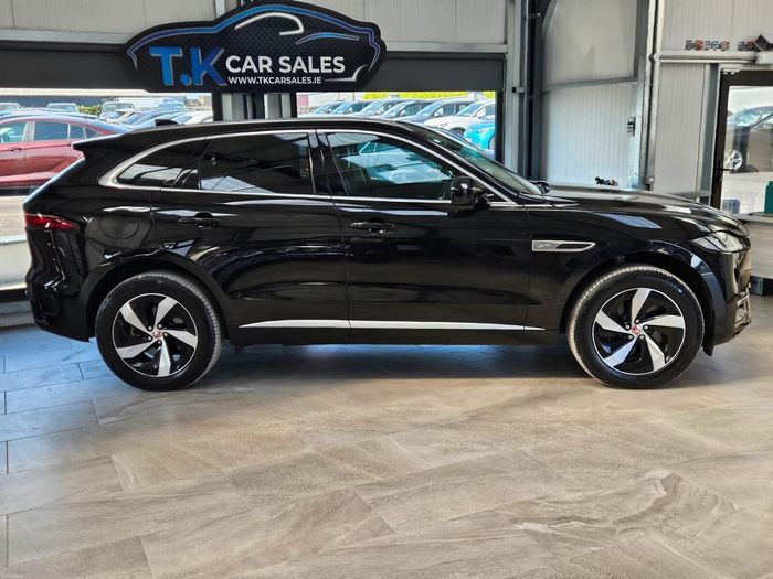 Jaguar F- PACE 2022