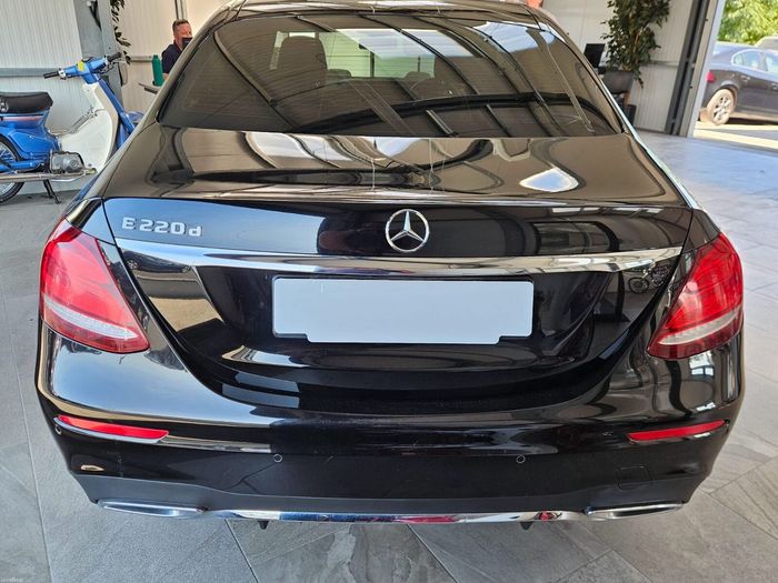 Mercedes-Benz E-Class 2017