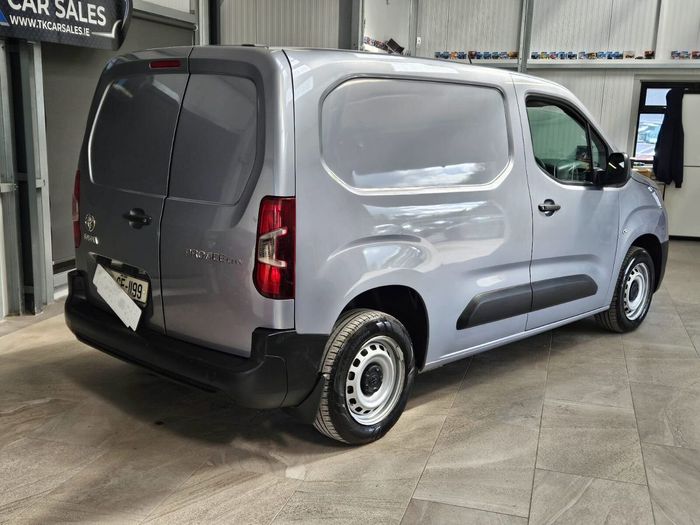Toyota Proace 2021