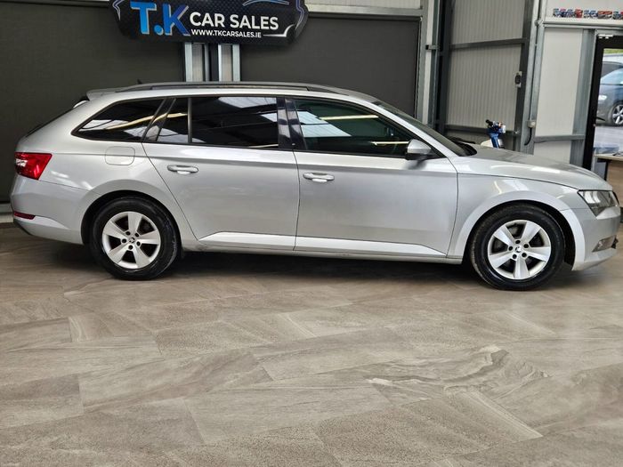 Skoda Superb 2016