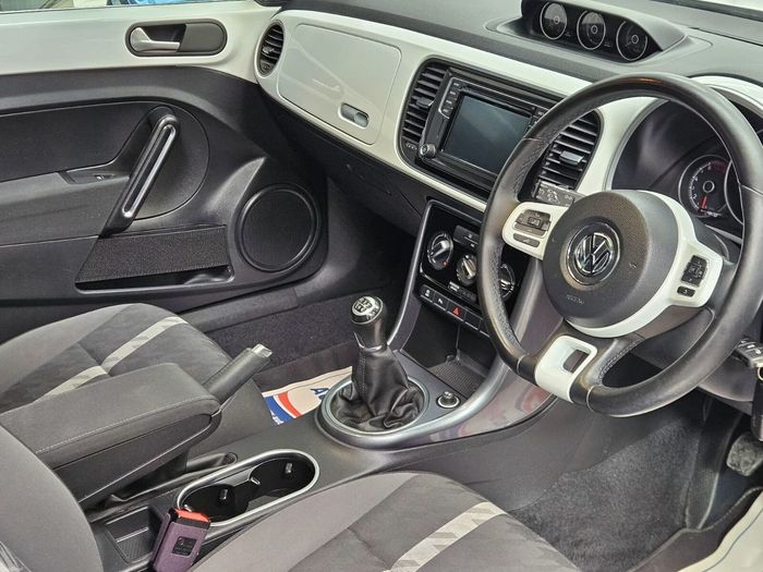 Volkswagen Beetle 2018