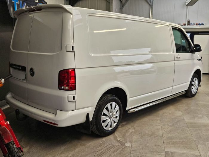 Volkswagen Transporter 2023