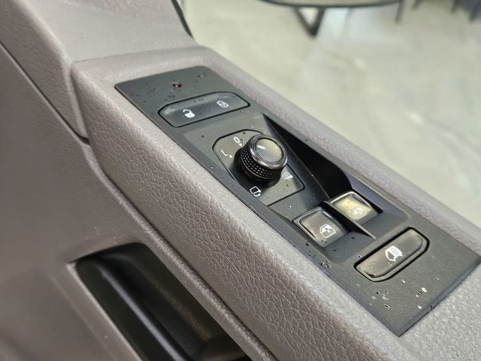 Volkswagen Transporter 2023