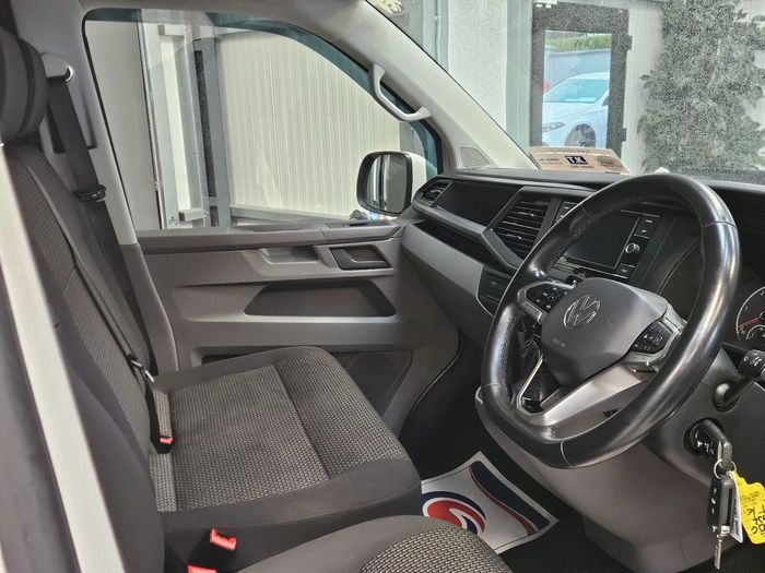 Volkswagen Transporter 2023