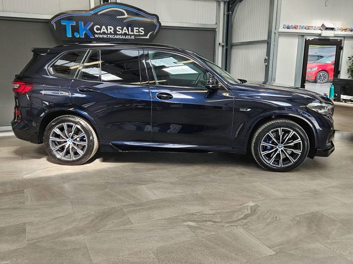 BMW X5 2023