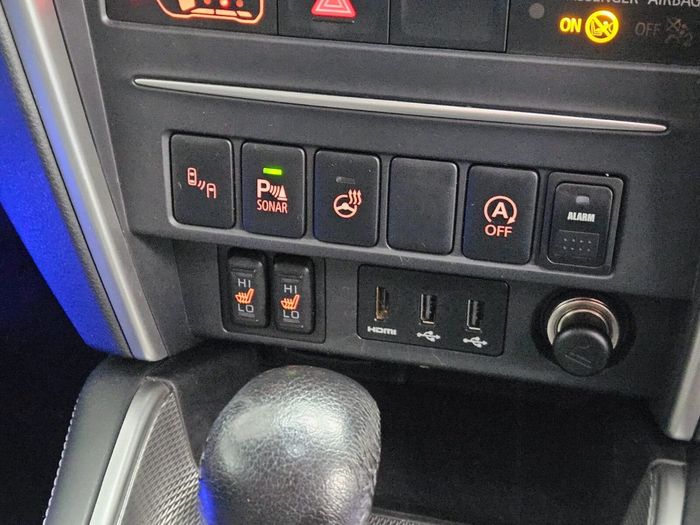 Mitsubishi L 200 2021