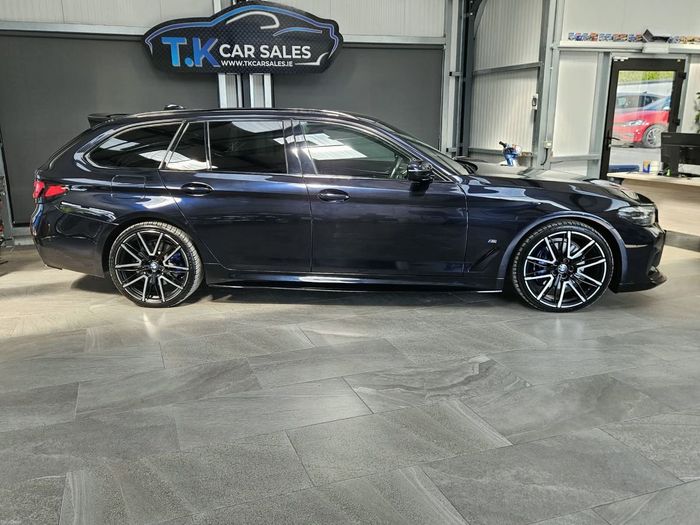 BMW 5 Series 2021