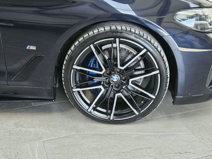 BMW 5 Series 2021