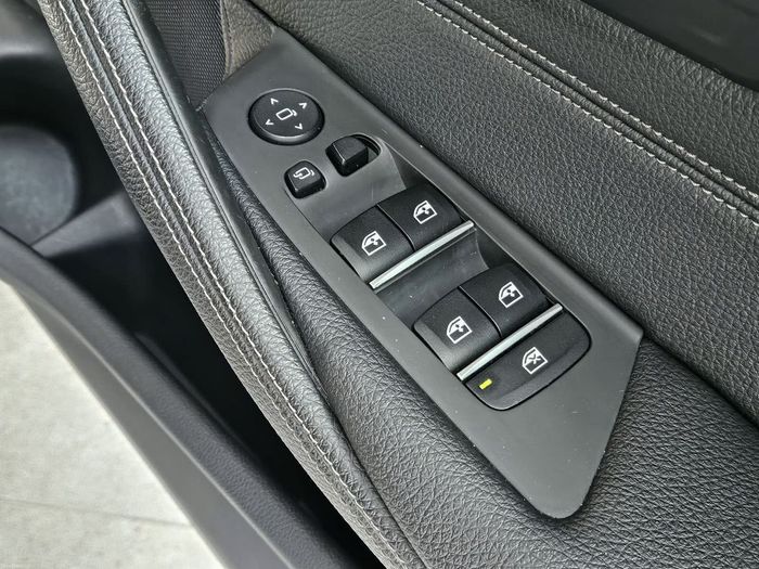 BMW 5 Series 2021