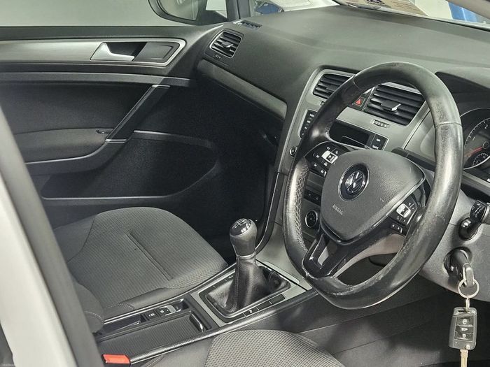 Volkswagen Golf 2016