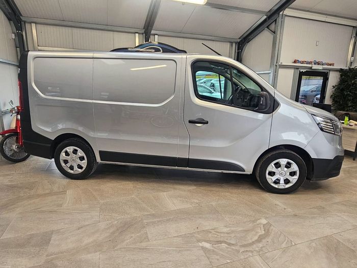 Renault Trafic 2023