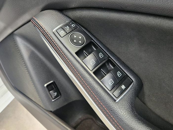 Mercedes-Benz CLA 2014