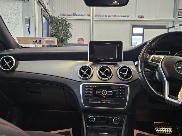 Mercedes-Benz CLA 2014