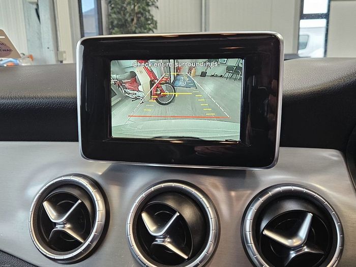 Mercedes-Benz CLA 2014