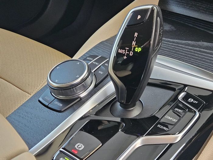 BMW 5 Series 2023