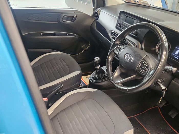 Hyundai i10 2021