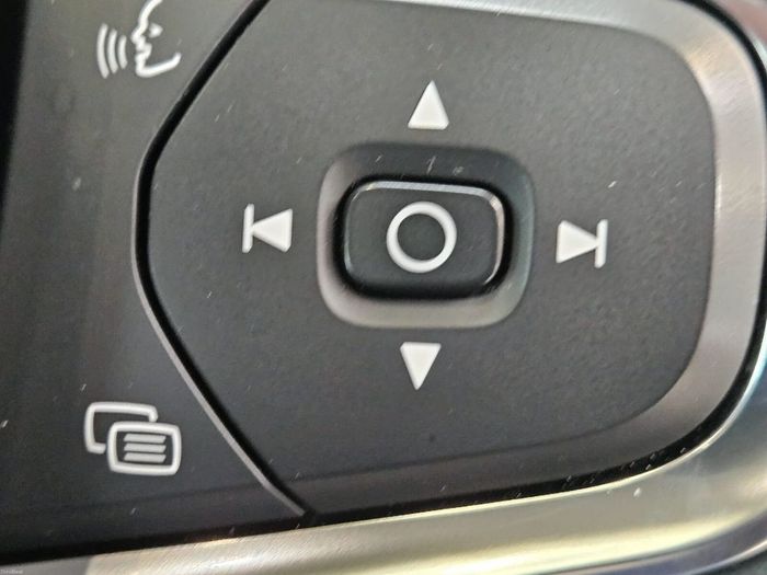 Volvo XC40 2022