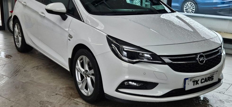 Opel Astra 2016