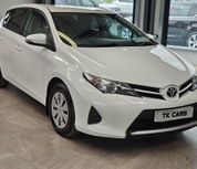 Toyota Auris 2015