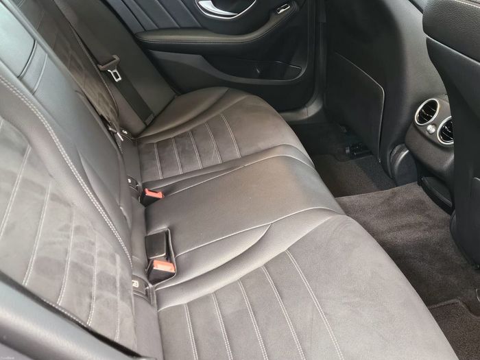 Mercedes-Benz C-Class 2019