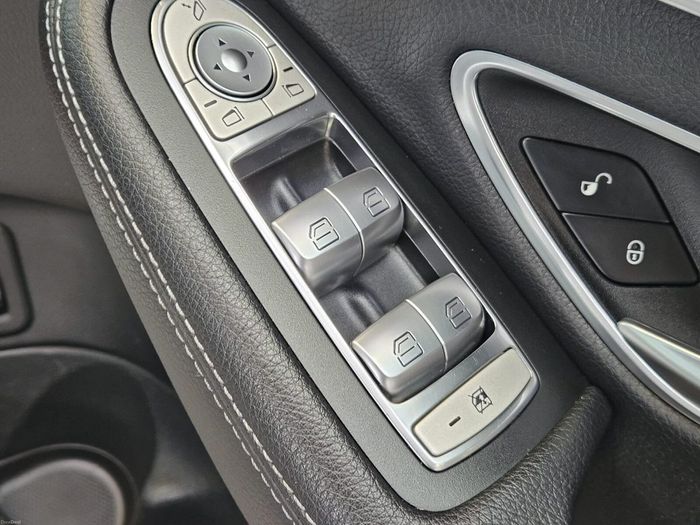 Mercedes-Benz C-Class 2017