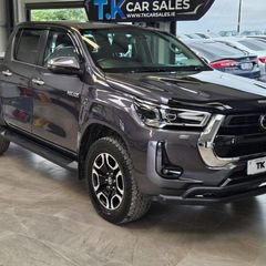 Toyota HiLux 2023