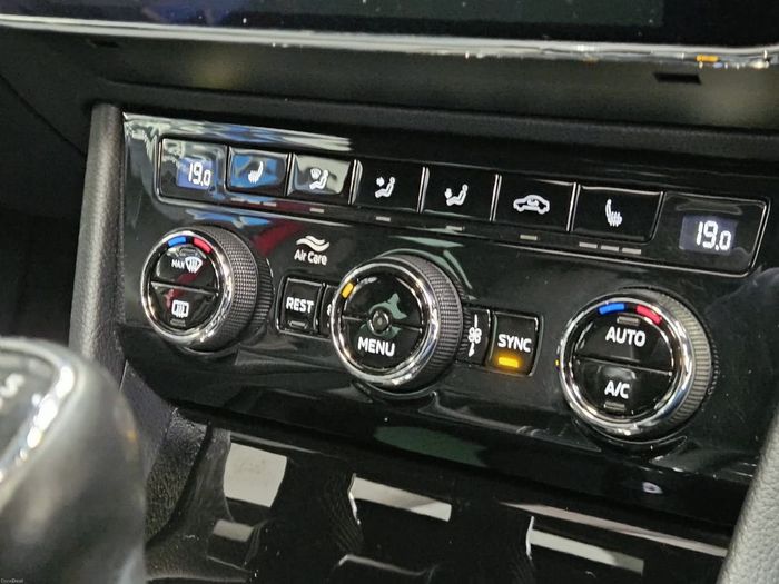 Skoda Superb 2019