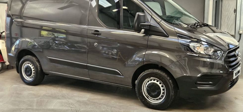 Ford Transit 2021