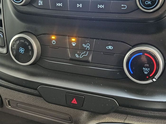 Ford Transit 2021