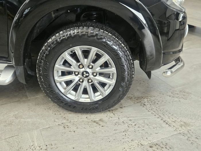 Mitsubishi L 200 2017