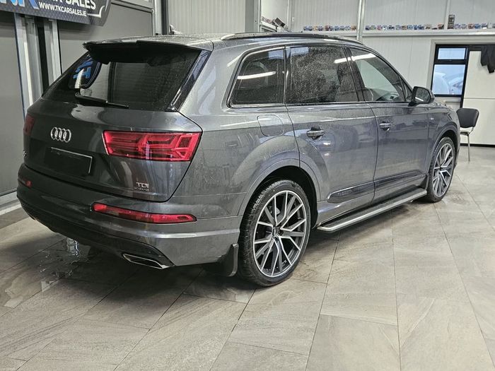 Audi Q7 2017