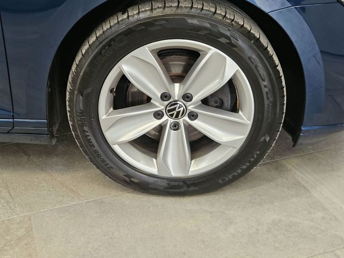 Volkswagen Passat 2022