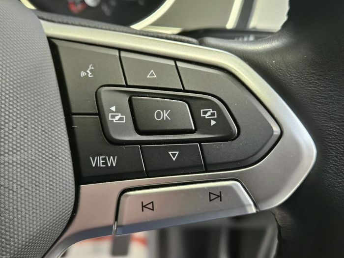 Volkswagen Passat 2022