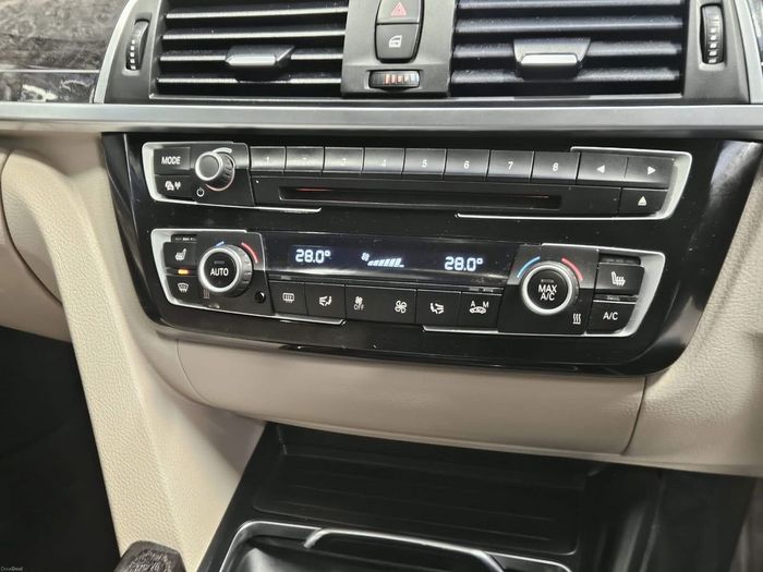 BMW 3 Series 2017