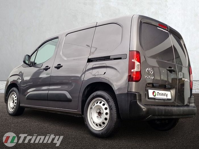 Toyota Proace 2024
